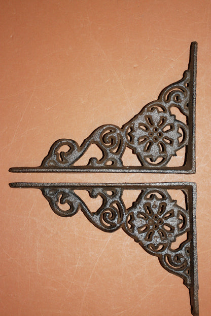 SHELF BRACKETS, shelf braces, corbels, Early American, Dutch design, Counrtry decor  B-11