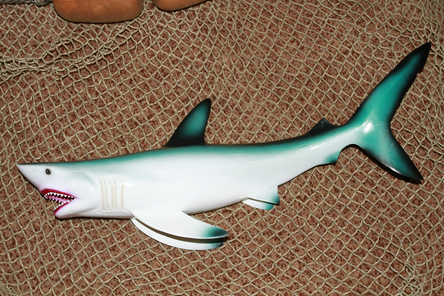 1-MEGA REALISTIC 28" GREAT WHITE SHARK,Seafood Reasaurant Decor, All Occasion Gifts,Coastal Home Decor, SH-01