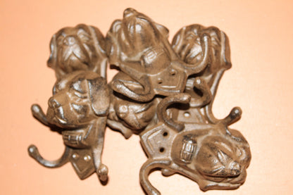 Saint Bernard Wall Hooks, Dog Leash Hook, Groomers Gift, Country Decor, All Occasion Gift, Bath Decor W-63