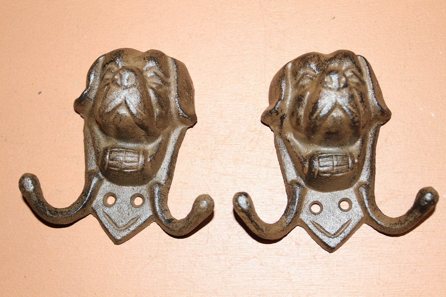 Saint Bernard Wall Hooks, Dog Leash Hook, Groomers Gift, Country Decor, All Occasion Gift, Bath Decor W-63