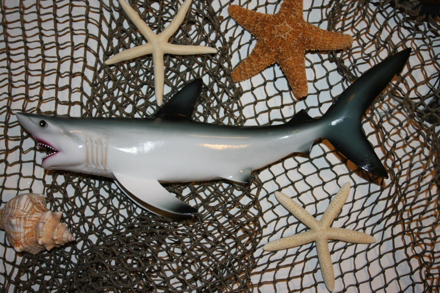 SH-02, 1- 18 INCH GREAT WHITE SHARK, Tiki Bar Decor, Coastal Home Wall Hanging,Shark Wall Mount, All Occasion Gifts