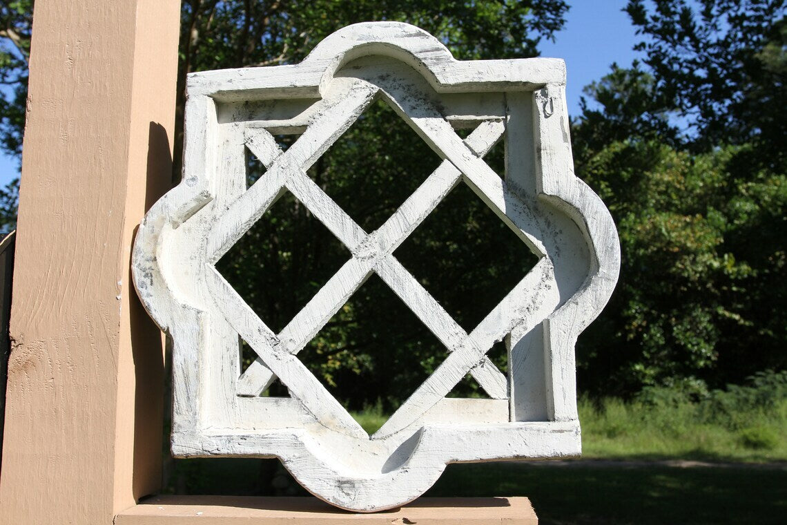 1- ROSETTA WINDOW FRAME,SolId Wood,White Detressed Look,Country Decor,Wall Hanging,Gifts