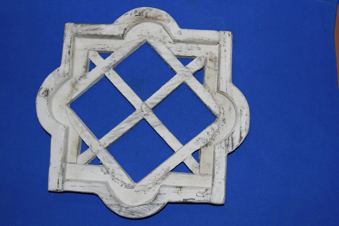 1- ROSETTA WINDOW FRAME,SolId Wood,White Detressed Look,Country Decor,Wall Hanging,Gifts