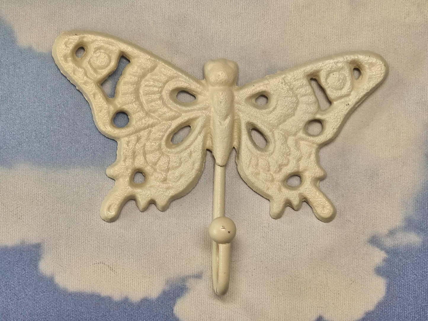 1 - White Butterfly Wall Hooks,Nature Theme,Garden Accent,Kitchen Bath Decor,Gifts Country Style  H-29